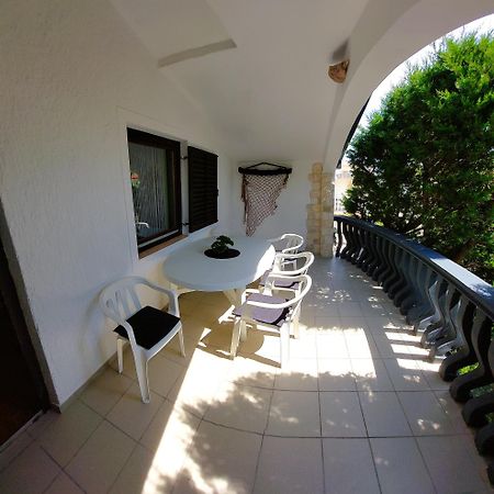 Apartments Maltasic Vir Chambre photo